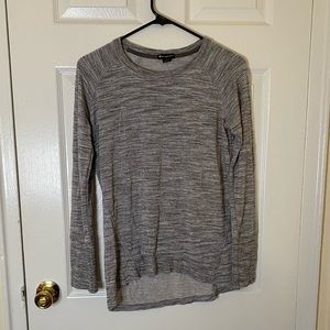 Champion Elite Women’s Small Grey Sweater